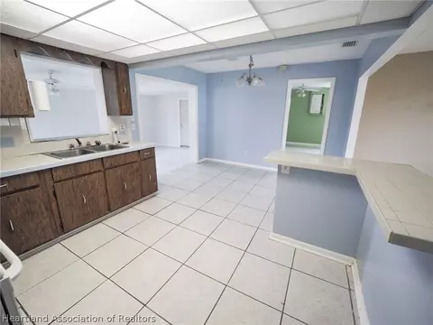 3626 Dolphin Dr, Sebring, FL 33870 photo 3
