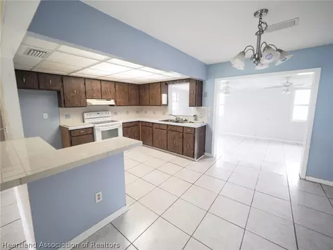 3626 Dolphin Dr, Sebring, FL 33870 photo 4