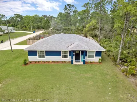 345 Dunlin Ave, Sebring, FL 33870 photo 1