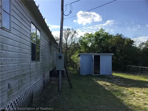 3811 Rushlo St, Sebring, FL 33876 photo 2