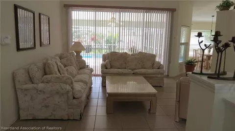 401 Mac Ln, Sebring, FL 33875 photo 3