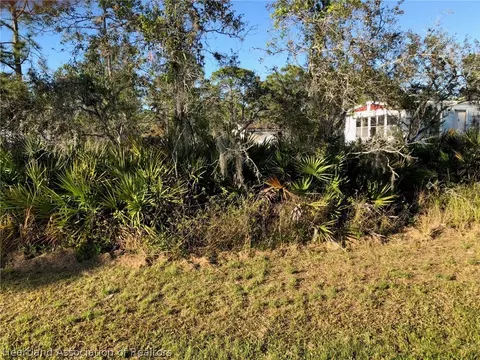 594 Max Ave, Sebring, FL 33875 photo 2