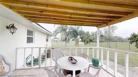 150 Friendly Cir, Sebring, FL 33876 photo 23
