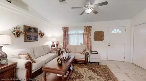 150 Friendly Cir, Sebring, FL 33876 photo 6