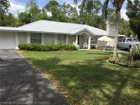 1310 Hydee St, Sebring, FL 33875 photo 2