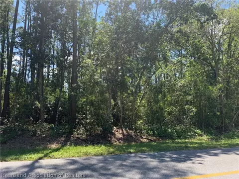 5869 Matanzas Dr, Sebring, FL 33872 photo 1
