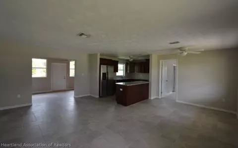 1121 Sunset Dr, Sebring, FL 33870 photo 2