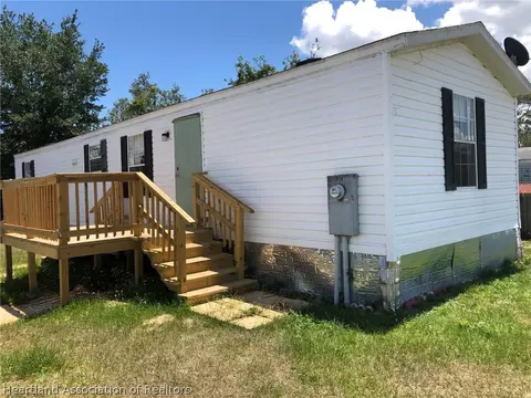 404 E Maxanna Blvd, Sebring, FL 33875 photo 1