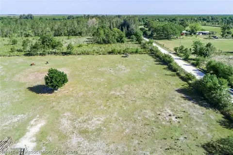 2304 Hicks Rd, Lorida, FL 33857 photo 6