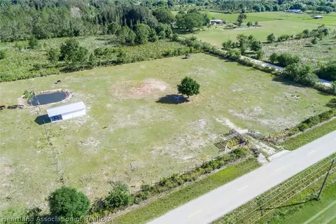 2304 Hicks Rd, Lorida, FL 33857 photo 9