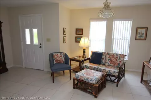 5209 Diamond Dr, Sebring, FL 33875 photo 3