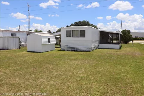 3208 Fairmount Dr, Sebring, FL 33870 photo 12