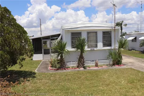 3208 Fairmount Dr, Sebring, FL 33870 photo 1