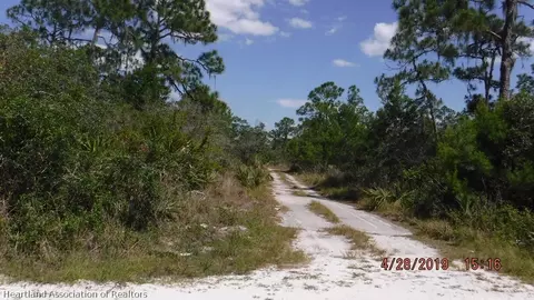 2016 Andros St, Sebring, FL 33875 photo 2