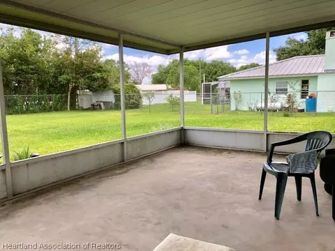 703 Lee Pl, Sebring, FL 33870 photo 10