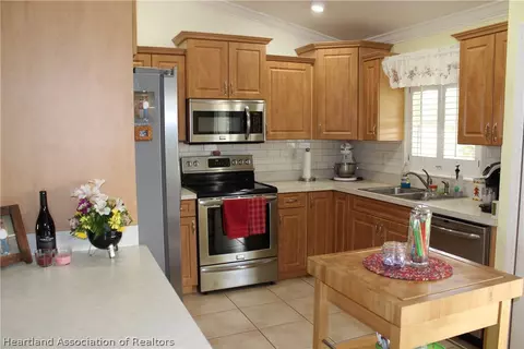 2026 Alan St, Sebring, FL 33875 photo 3