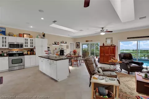 101 Wild Duck Pt, Lorida, FL 33857 photo 7