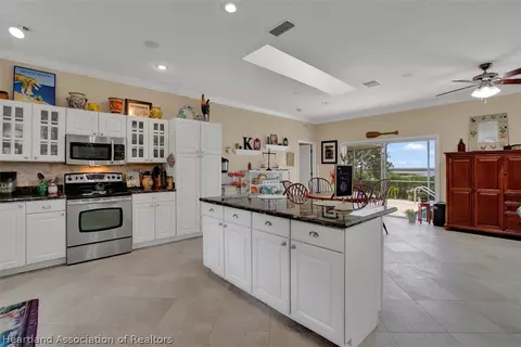 101 Wild Duck Pt, Lorida, FL 33857 photo 8