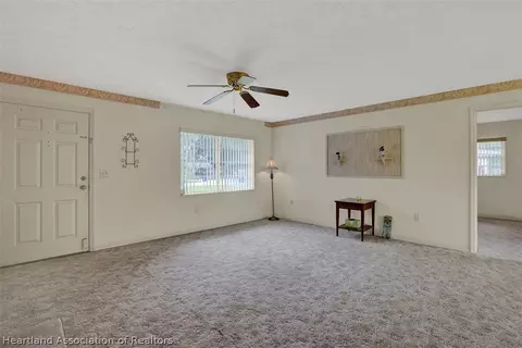 2415 Davis Cir, Sebring, FL 33870 photo 11