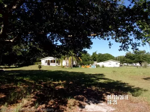 341 Fairview Ln, Lorida, FL 33857 photo 4