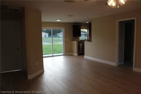 4301 Lamancha Cir, Sebring, FL 33872 photo 5