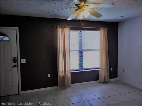 3812 Paradise Dr, Sebring, FL 33876 photo 5