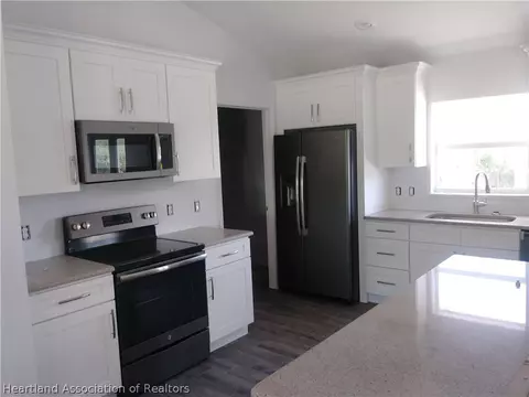 4333 Rachael Dr, Sebring, FL 33872 photo 2
