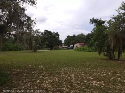 626 9th St, Frostproof, FL 33843 photo 23