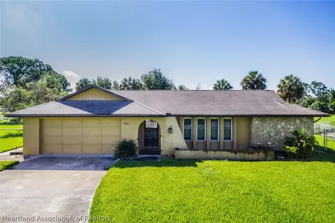 7701 Pine Glen Rd, Sebring, FL 33876 photo 1