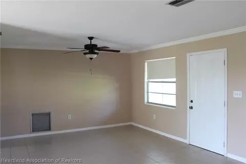 2216 Croydon Rd, Sebring, FL 33870 photo 2