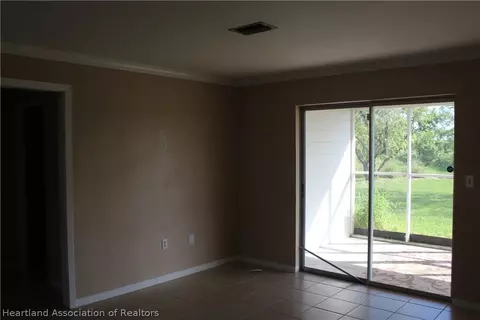 2216 Croydon Rd, Sebring, FL 33870 photo 7