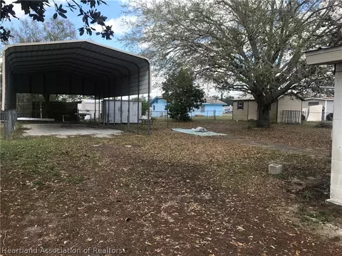 426 Walnut St, Sebring, FL 33870 photo 3