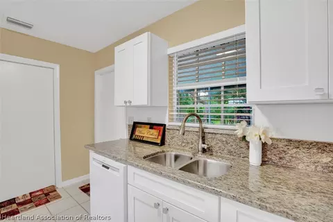 4515 SE 50th Ave, Okeechobee, FL 34974 photo 3