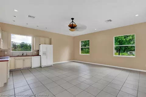 9020 Foal Path, Sebring, FL 33875 photo 10
