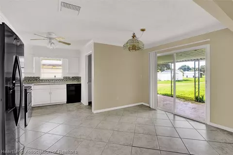 233 Thrush Ave, Sebring, FL 33870 photo 19