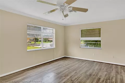 233 Thrush Ave, Sebring, FL 33870 photo 16