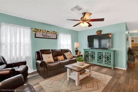 4713 Coco Palm Dr, Sebring, FL 33870 photo 6