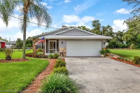 4713 Coco Palm Dr, Sebring, FL 33870 photo 1