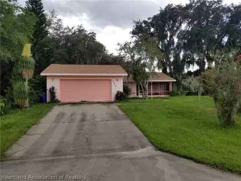 5705 Thunder Rd, Sebring, FL 33876 photo 1