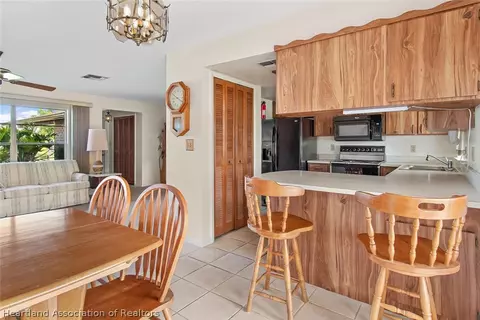 3214 Cedar Dr, Sebring, FL 33875 photo 6
