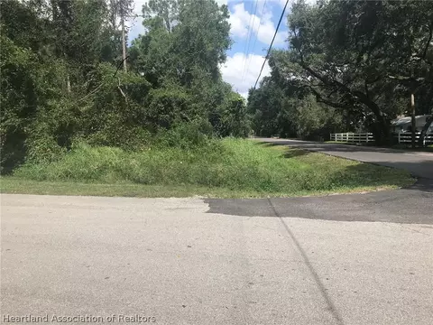 2204 Clifton St, Sebring, FL 33875 photo 1