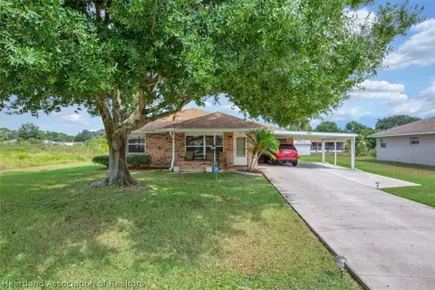 5014 Whiting Dr, Sebring, FL 33870 photo 1
