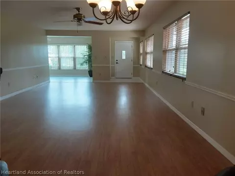 3022 Summertree Dr, Sebring, FL 33872 photo 7