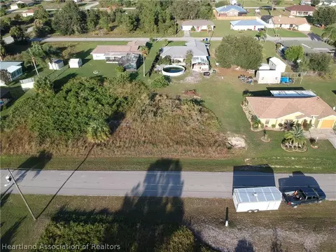 4824 Whiting Dr, Sebring, FL 33870 photo 2