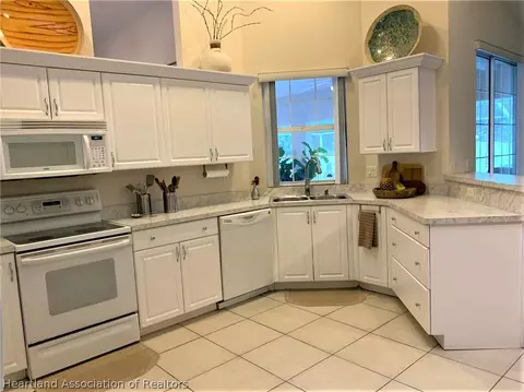 5700 Angelo Cir, Sebring, FL 33872 photo 8