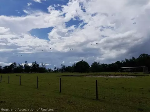 2003 Valentine Ave, Lorida, FL 33857 photo 5