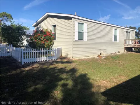 113 St Agnes St, Sebring, FL 33870 photo 4