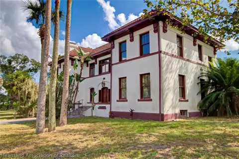 605 Summit Dr, Sebring, FL 33870 photo 3