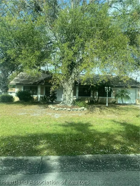 6614 Granada Blvd, Sebring, FL 33872 photo 1