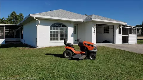 5901 Glens Ct, Sebring, FL 33876 photo 1